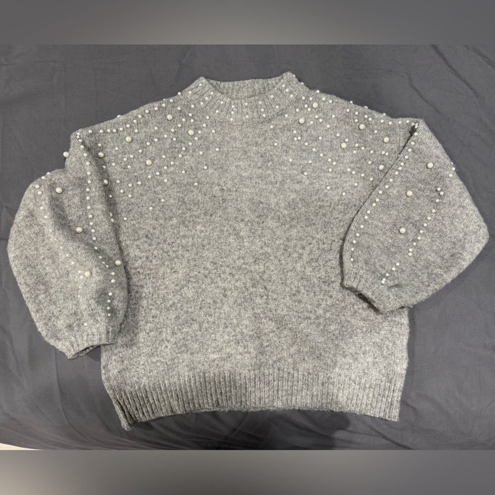 Gray sweater in size Medium with pearls